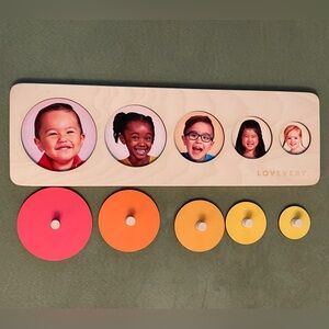 Lovevery Circle of Friends Puzzle